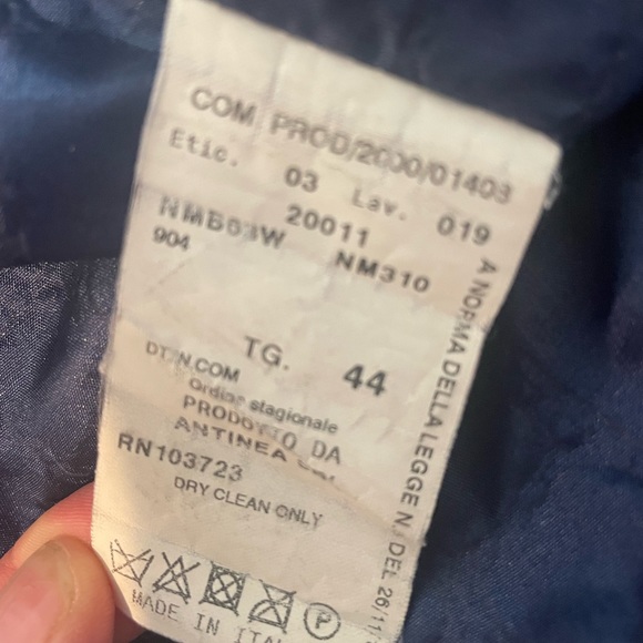 Armani rain jacket - Picture 5 of 7